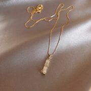 Female bamboo pendant necklace - Image 2